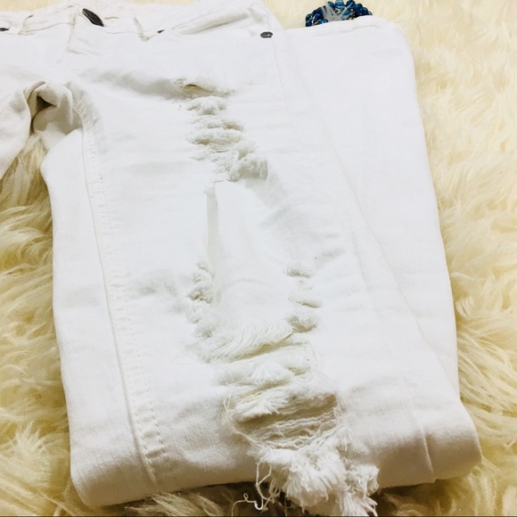 Machine ❦ Distressed White Skinny Jeans - Picture 5 of 8